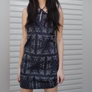 NWT Elodie Paisley Halter Dress